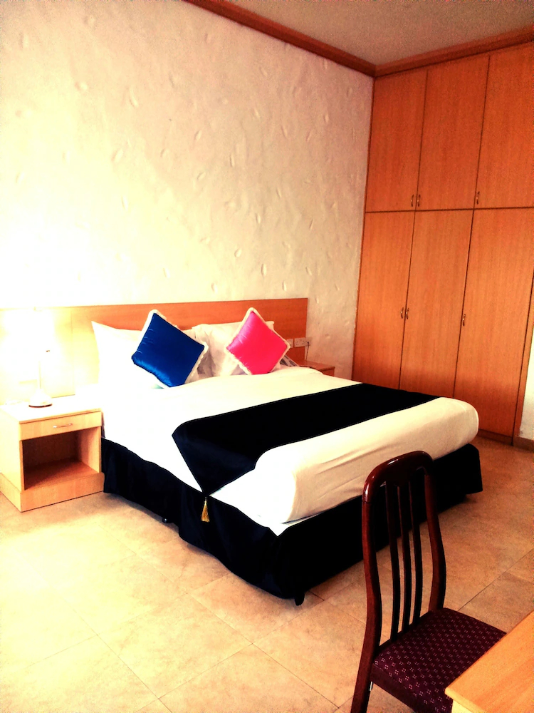 Safari Village Service Apartments