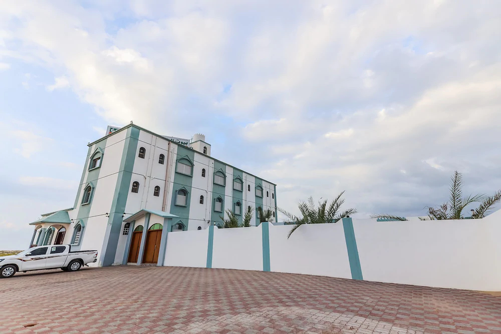 Ras Al Hadd Guest House by OYO Rooms