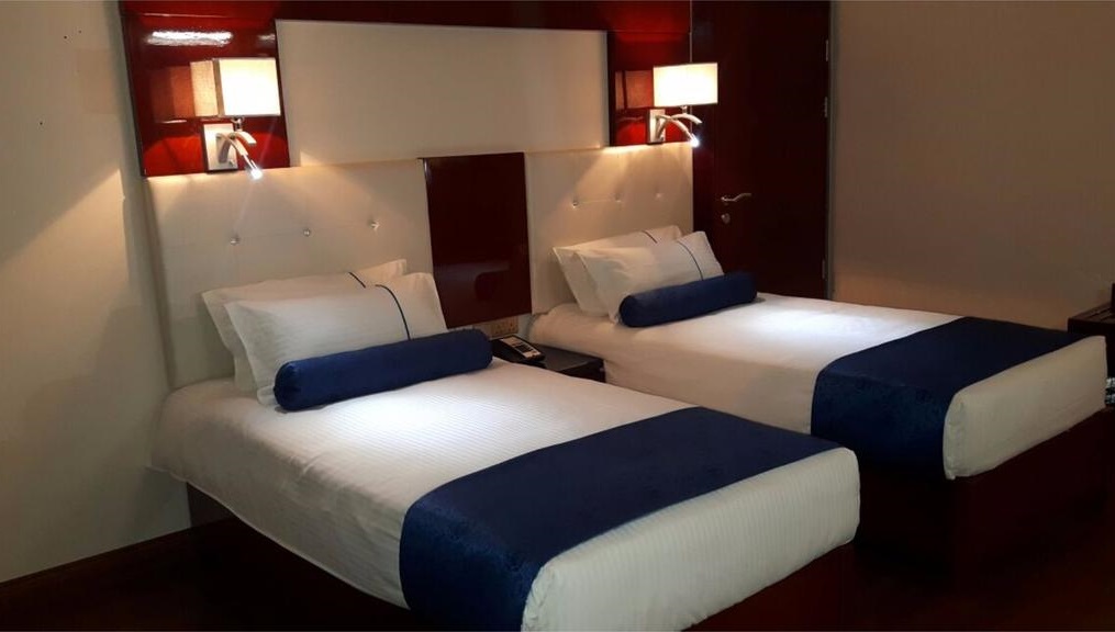 Golden Tulip Headington Ruwi