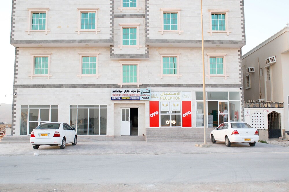 Al Gazzaz Furnished Apartment by OYO Rooms