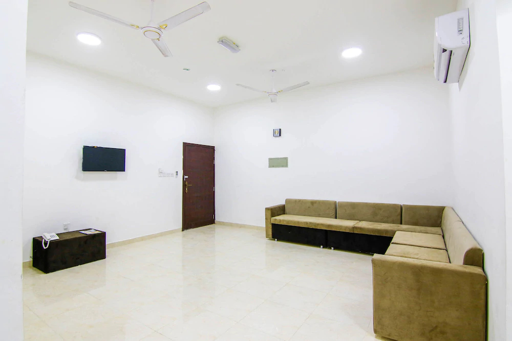 Al Gazzaz Furnished Apartment by OYO Rooms