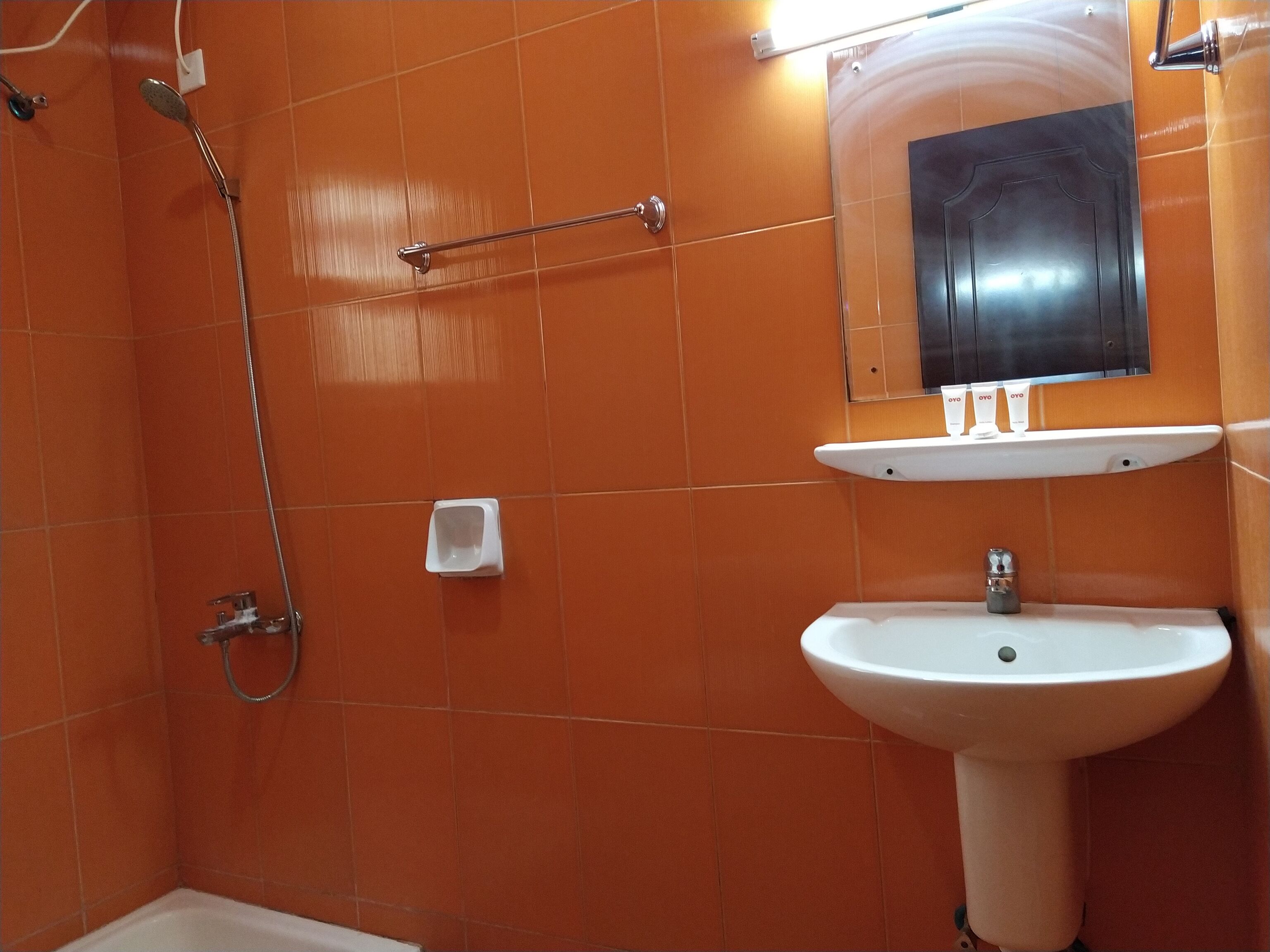 Al Areen Hotel Apartments by OYO Rooms