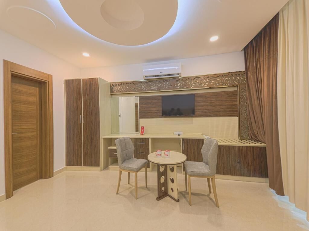 Diamond Star Hotel