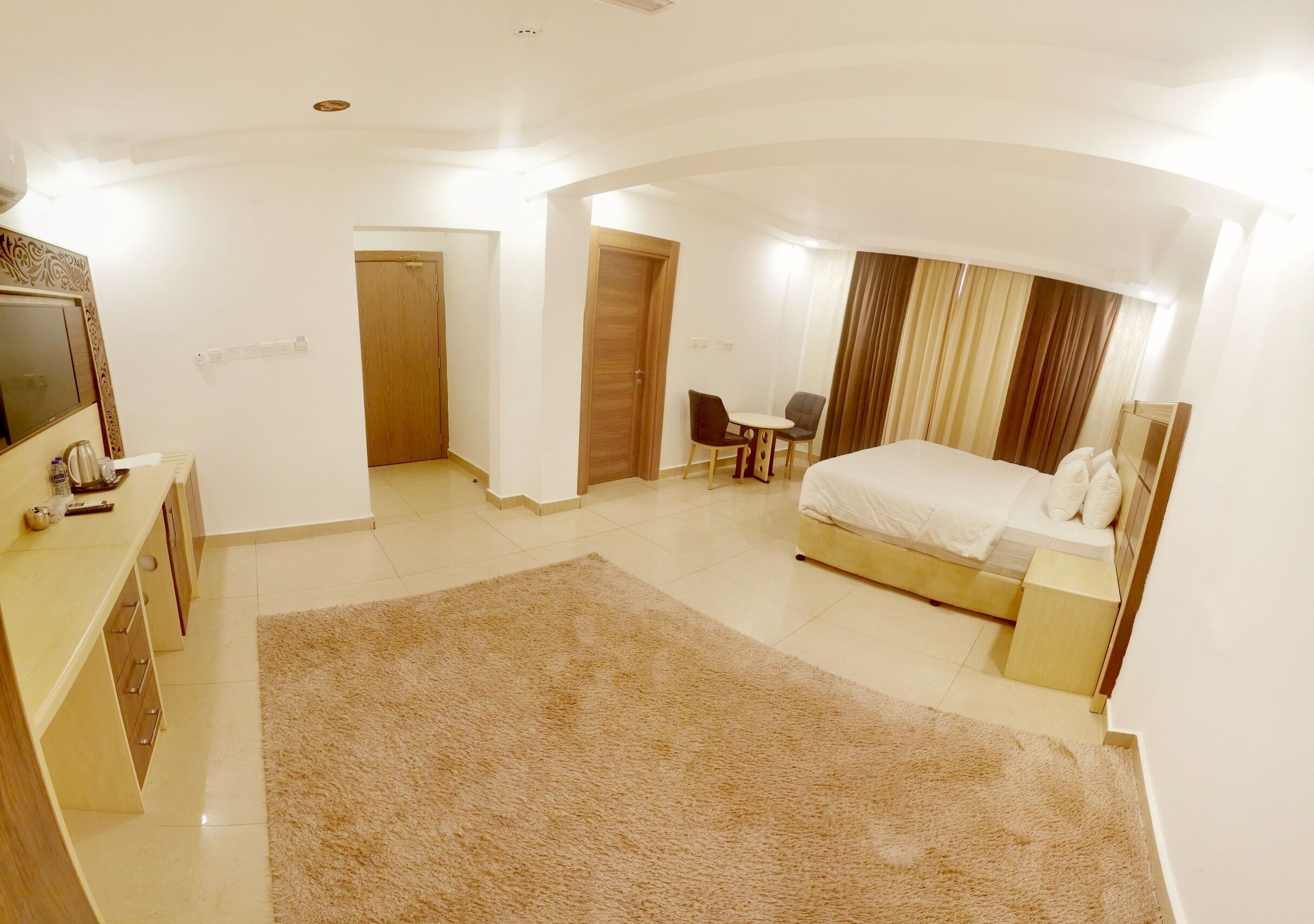 Diamond Star Hotel