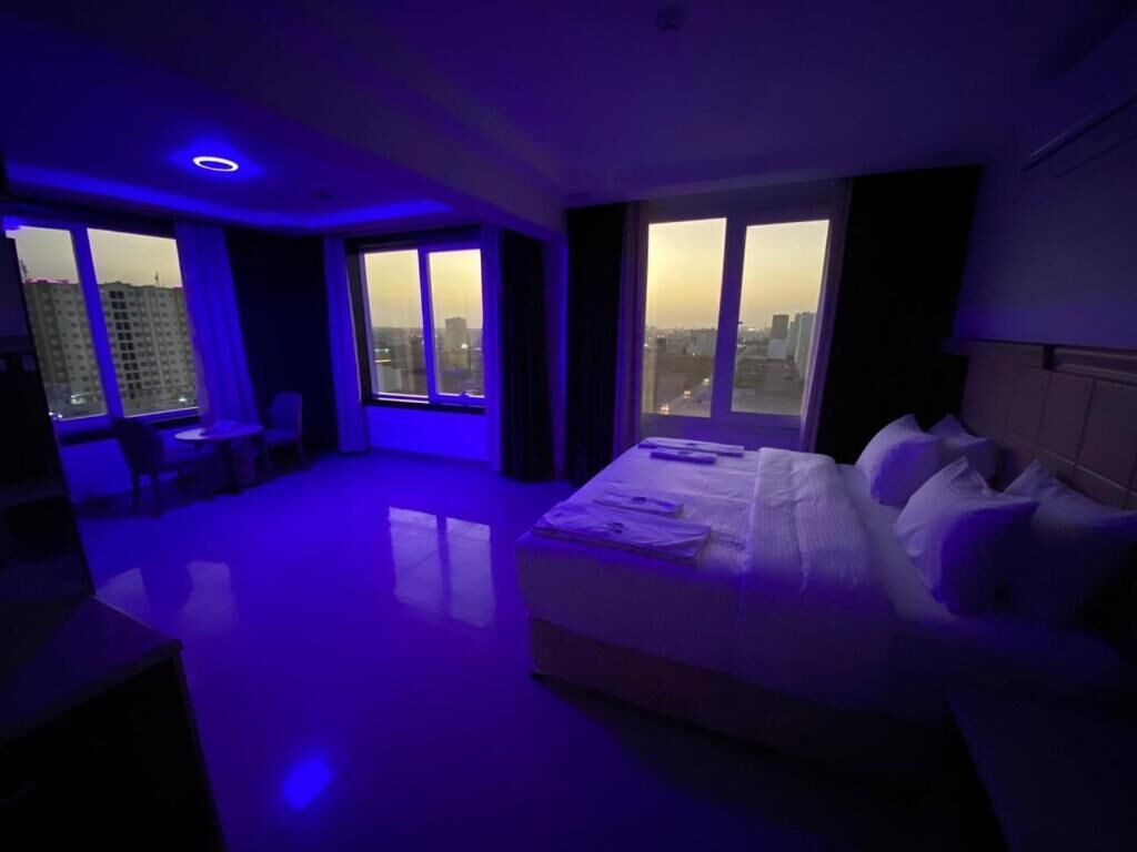 Diamond Star Hotel