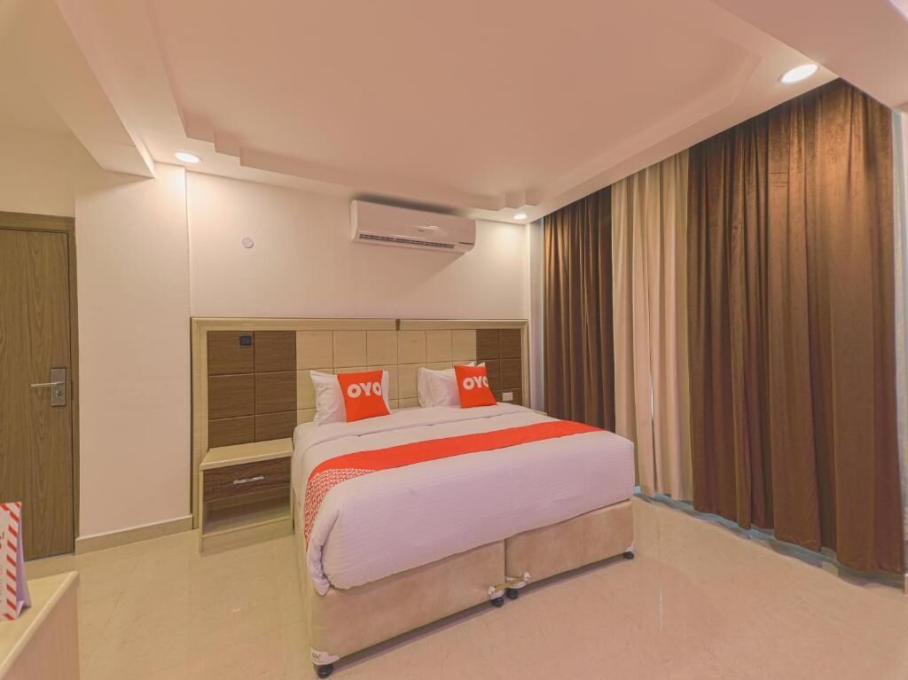 Diamond Star Hotel