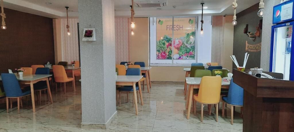 Diamond Star Hotel