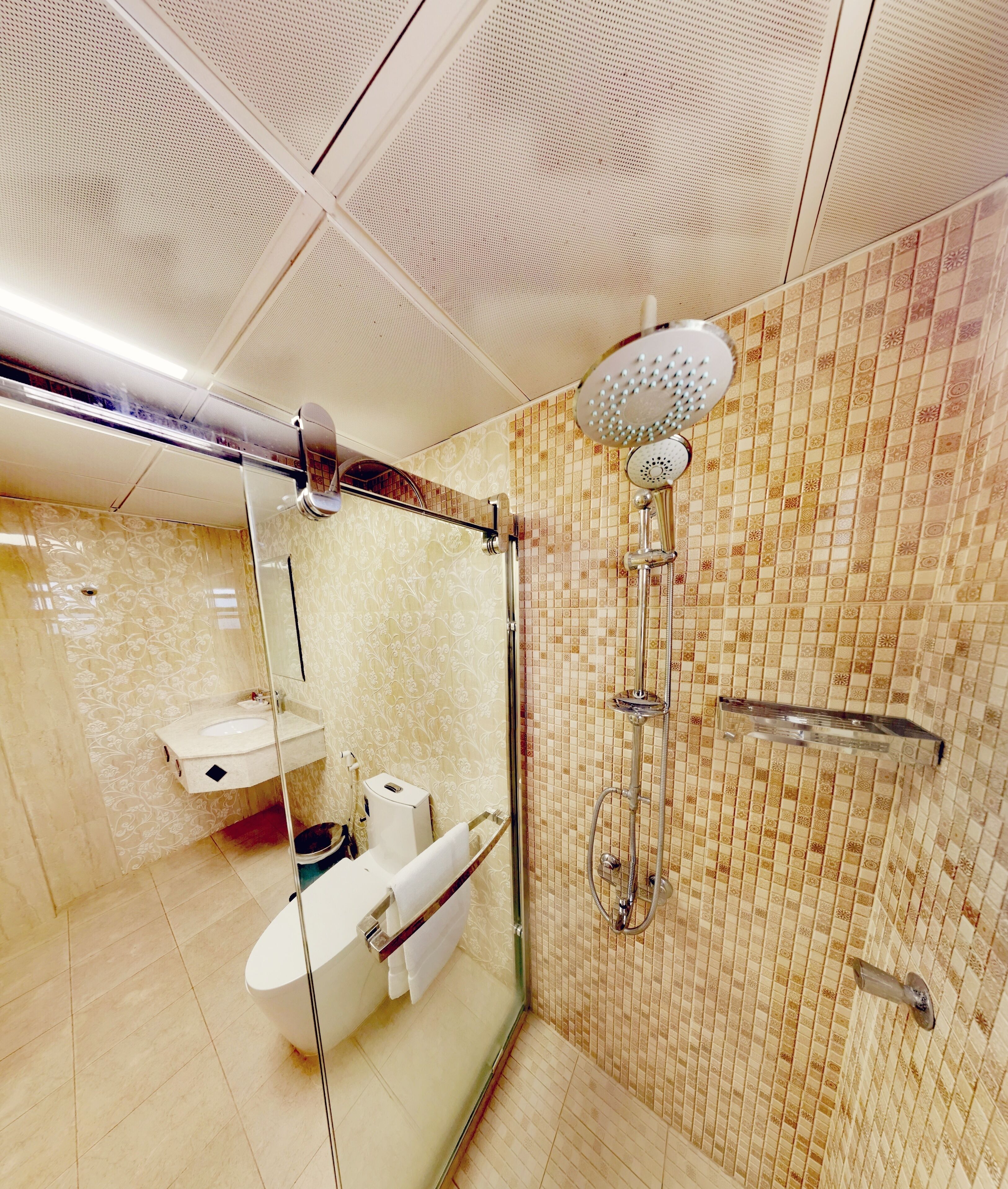 Diamond Star Hotel