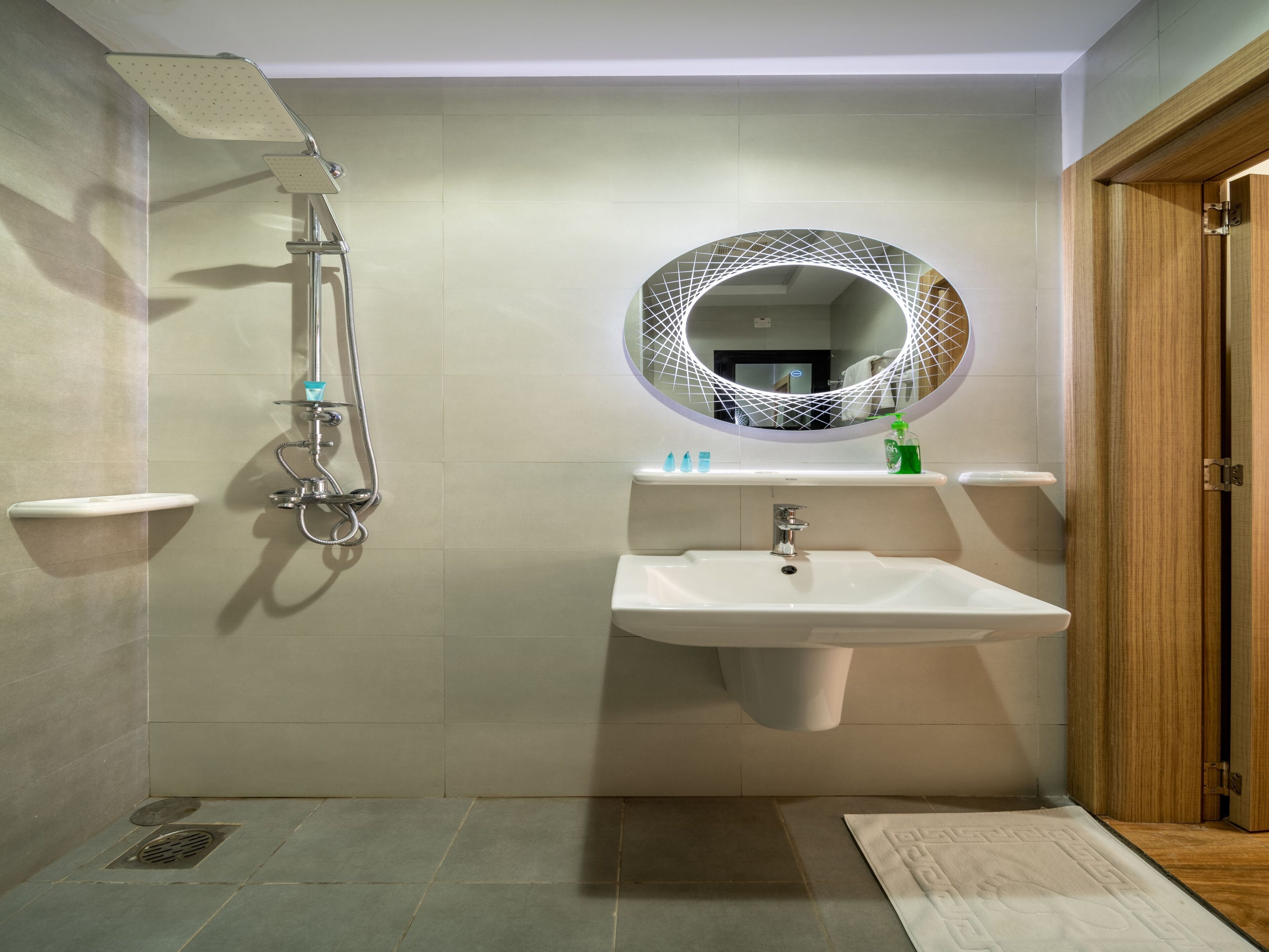 OYO Townhouse 156 Rose Hotel Apartments