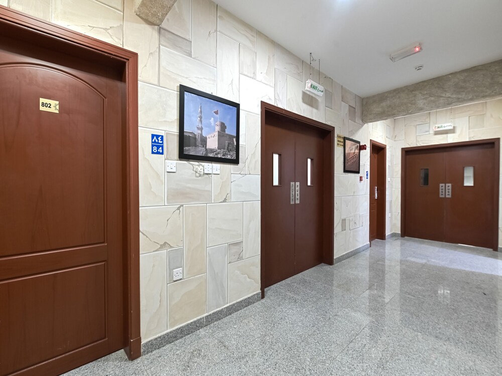 Platinium Hotel Apartments by OYO Rooms