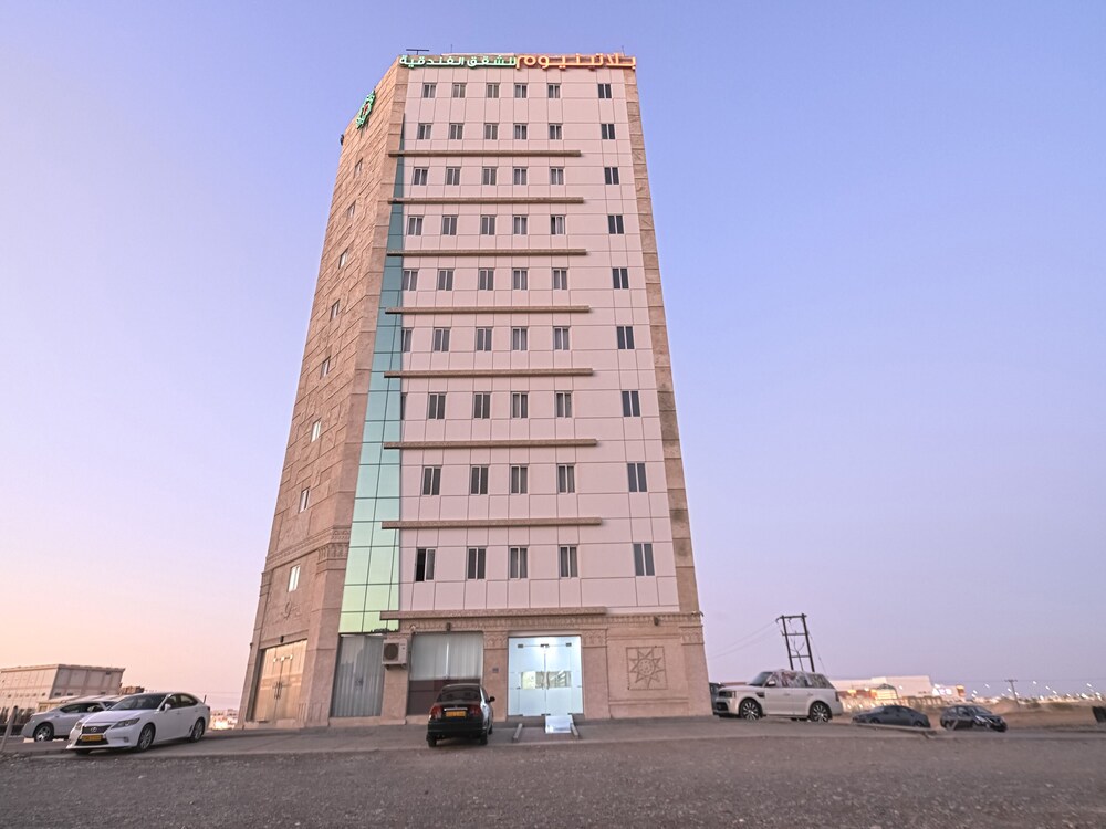 Platinium Hotel Apartments by OYO Rooms