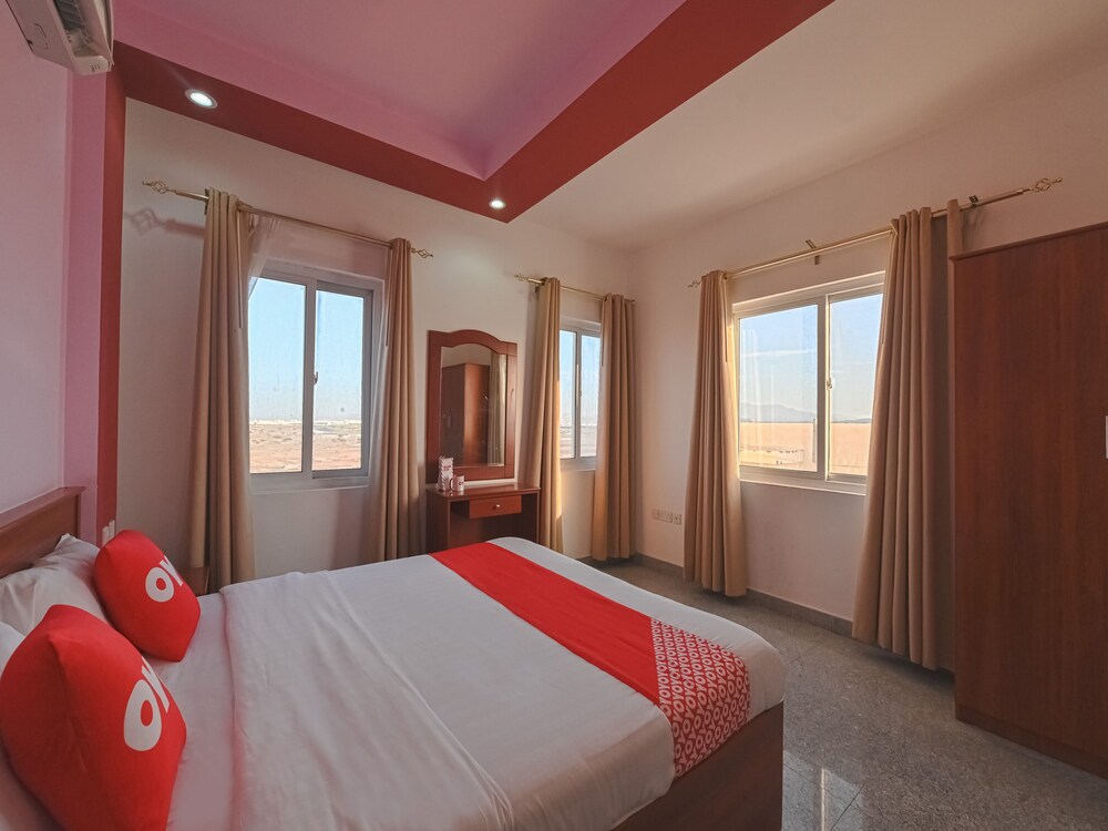 Platinium Hotel Apartments by OYO Rooms