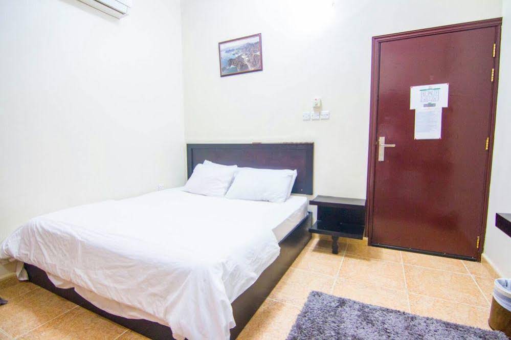 Al Multaqa Hotel
