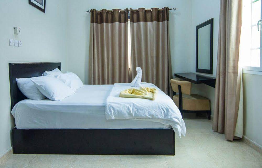 Al Multaqa Hotel