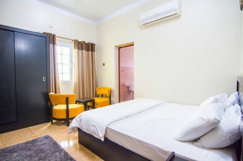 Al Multaqa Hotel