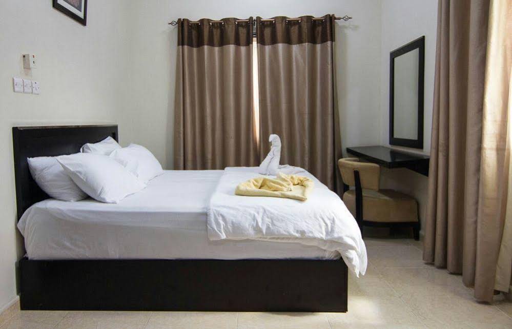 Al Multaqa Hotel