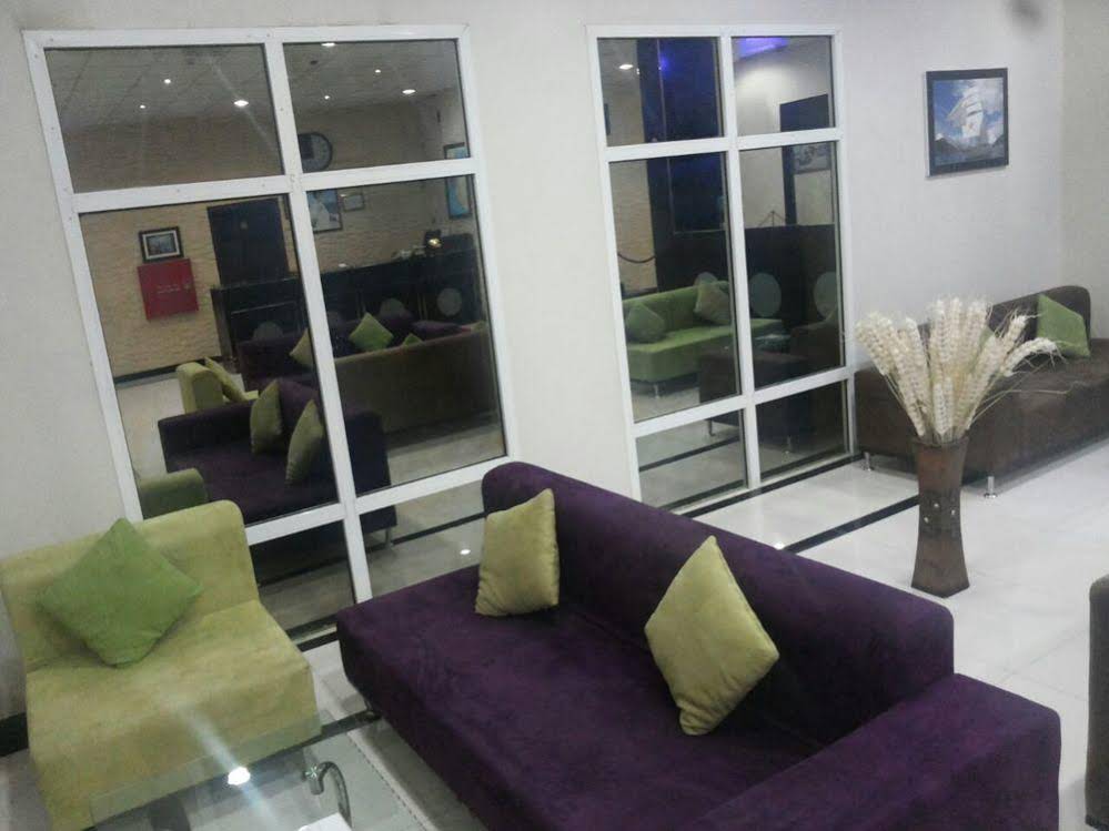 Al Multaqa Hotel