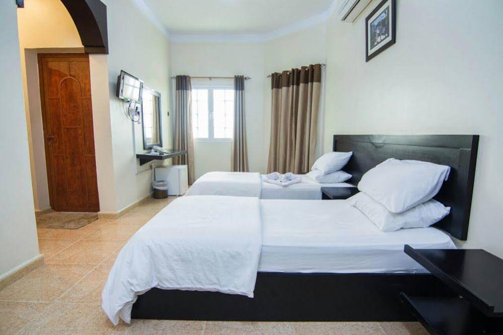 Al Multaqa Hotel