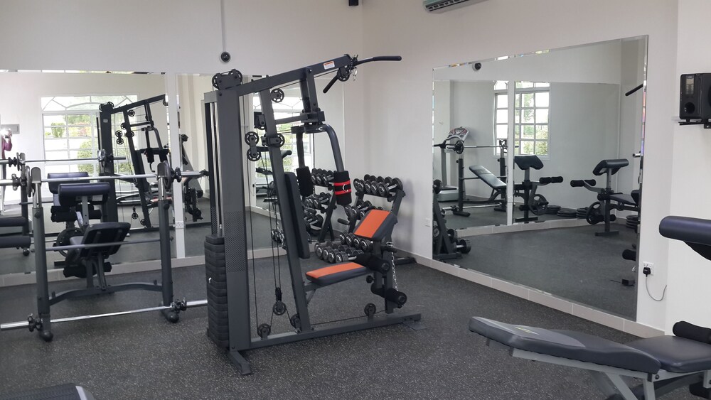 Manam Sohar Hotel Apartment by OYO Rooms