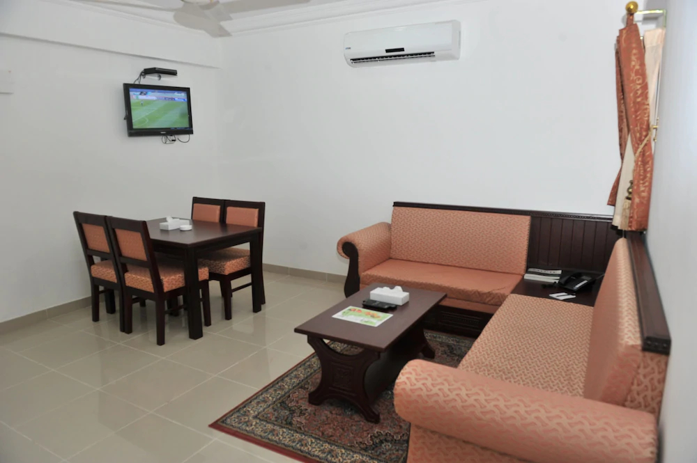 Manam Sohar Hotel Apartment by OYO Rooms