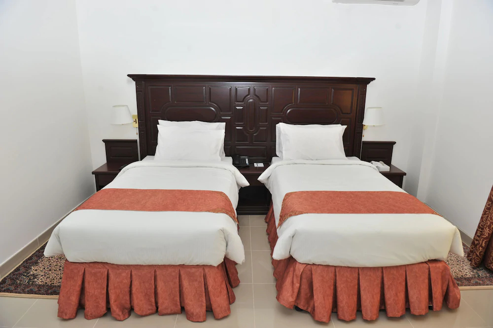 Manam Sohar Hotel Apartment by OYO Rooms