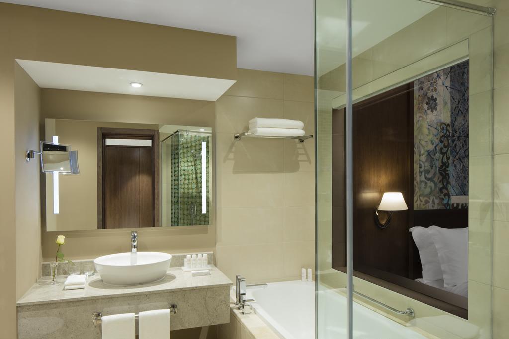 Radisson Blu Hotel & Resort