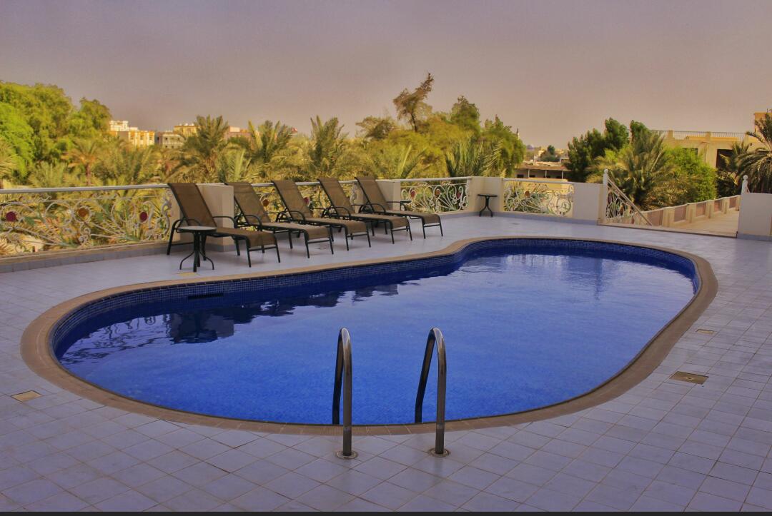 Royal Gardens Hotel