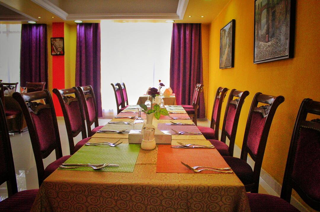 Royal Gardens Hotel
