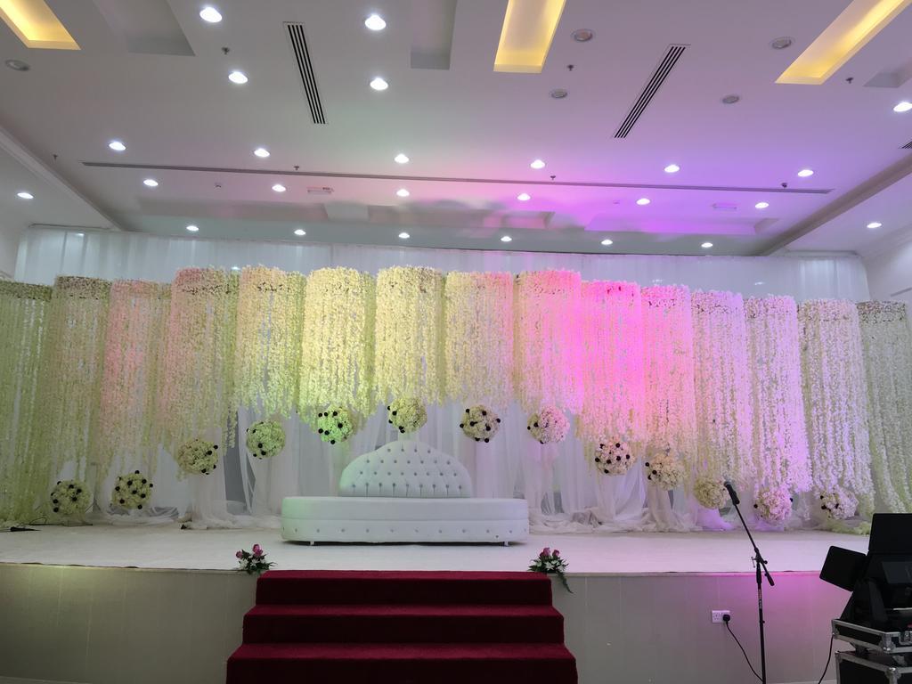 Al Ayjah Plaza Hotel