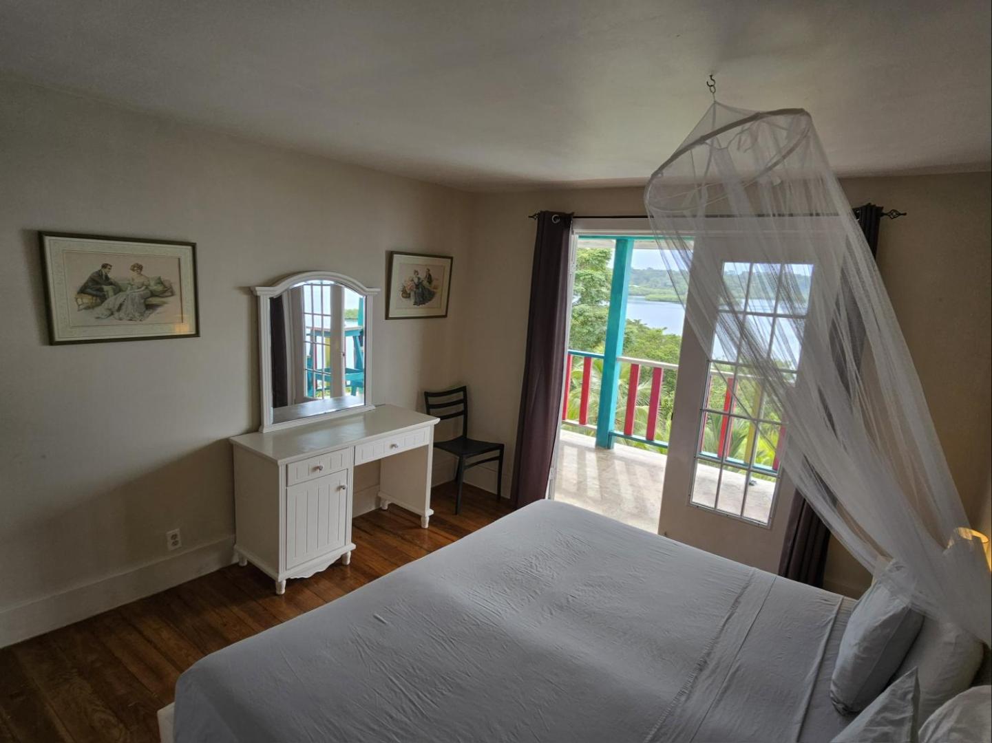 Los Secretos Guesthouse