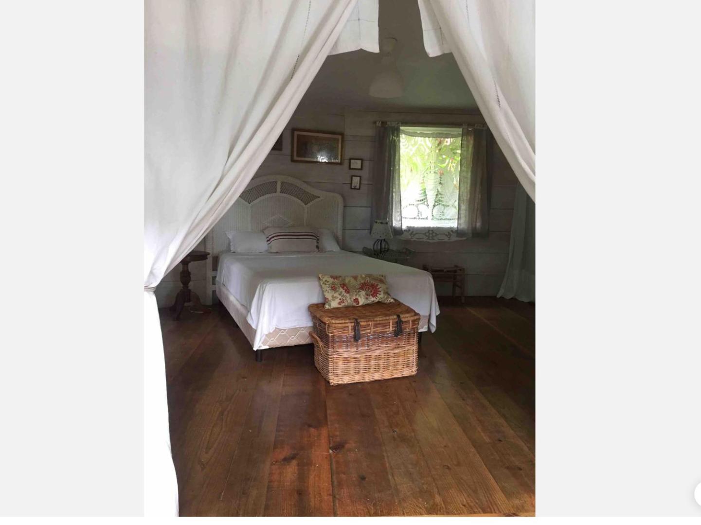 Los Secretos Guesthouse