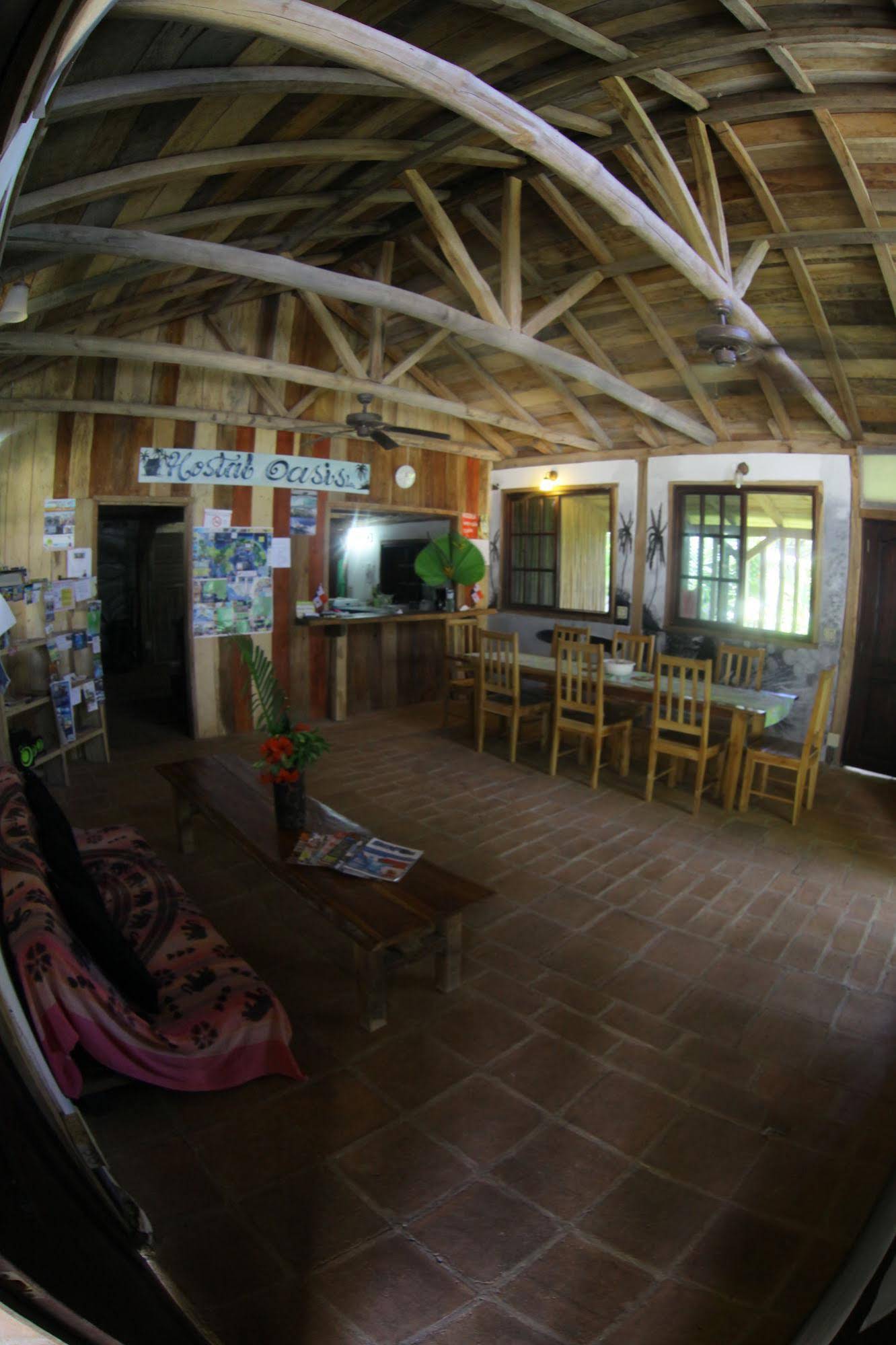Hostal Oasis