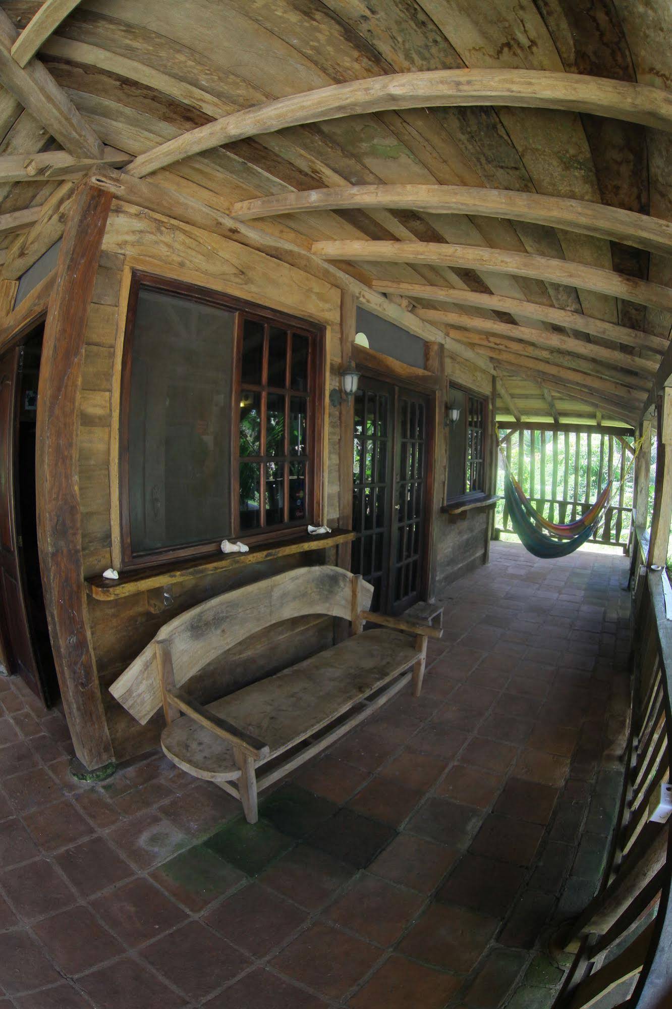 Hostal Oasis