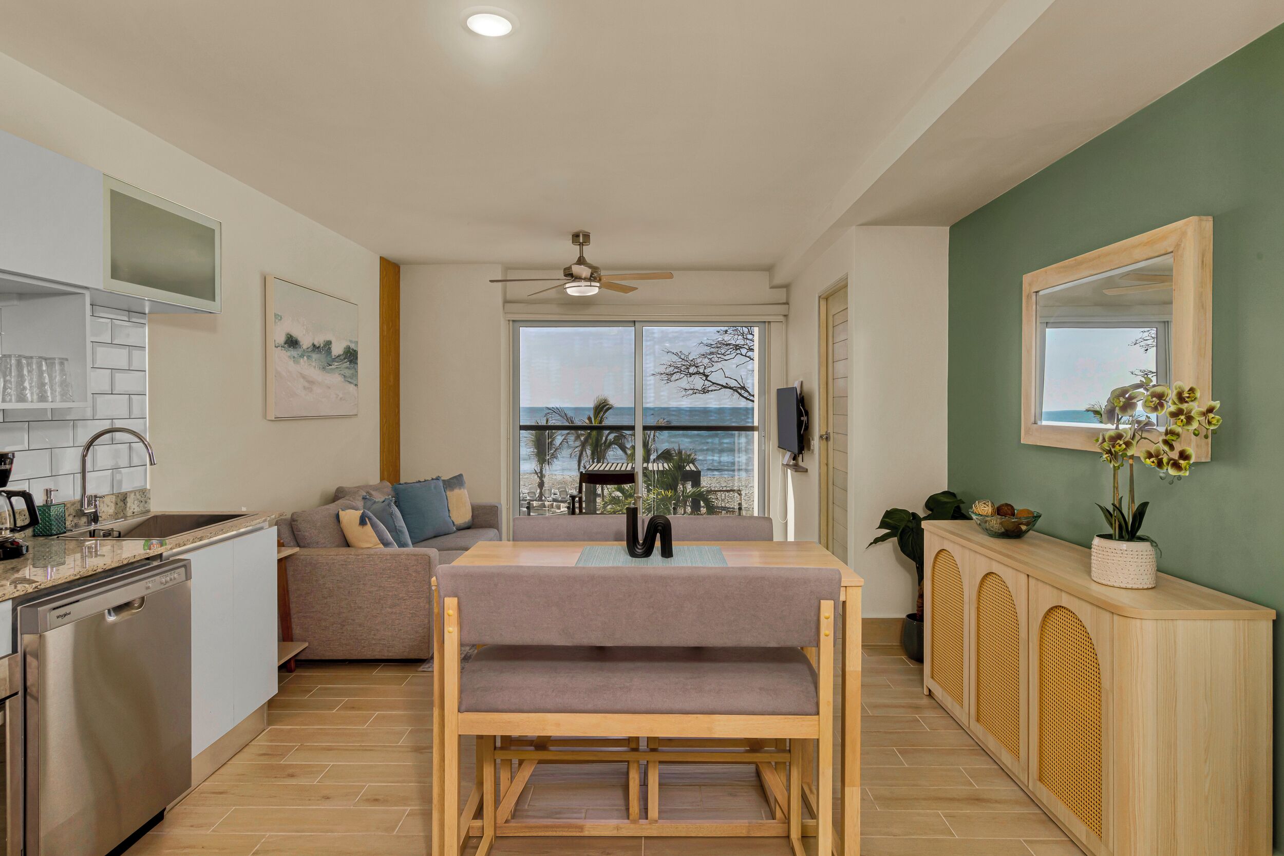 Playa Caracol Residences