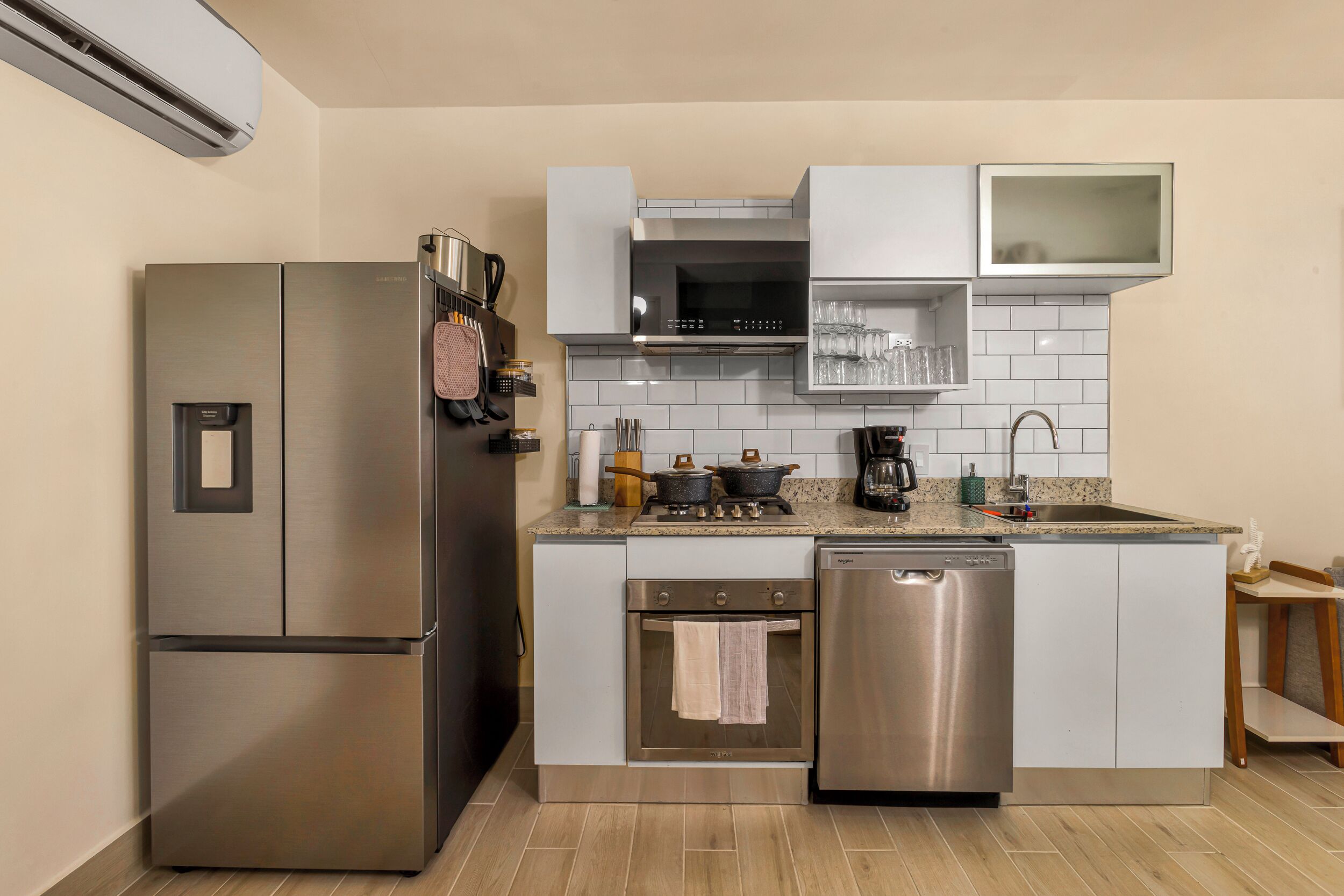 Playa Caracol Residences