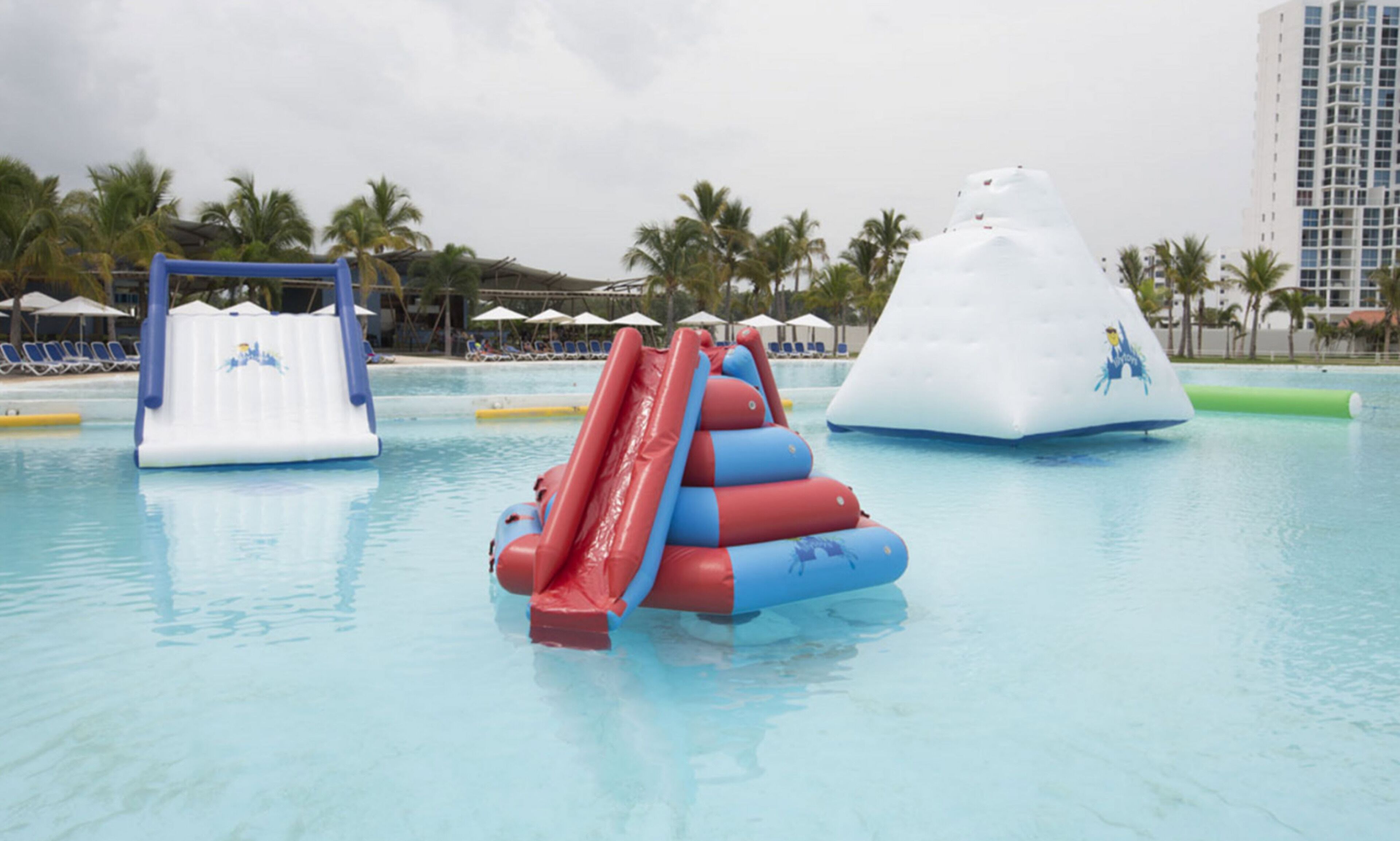 Playa Blanca Beach Resort