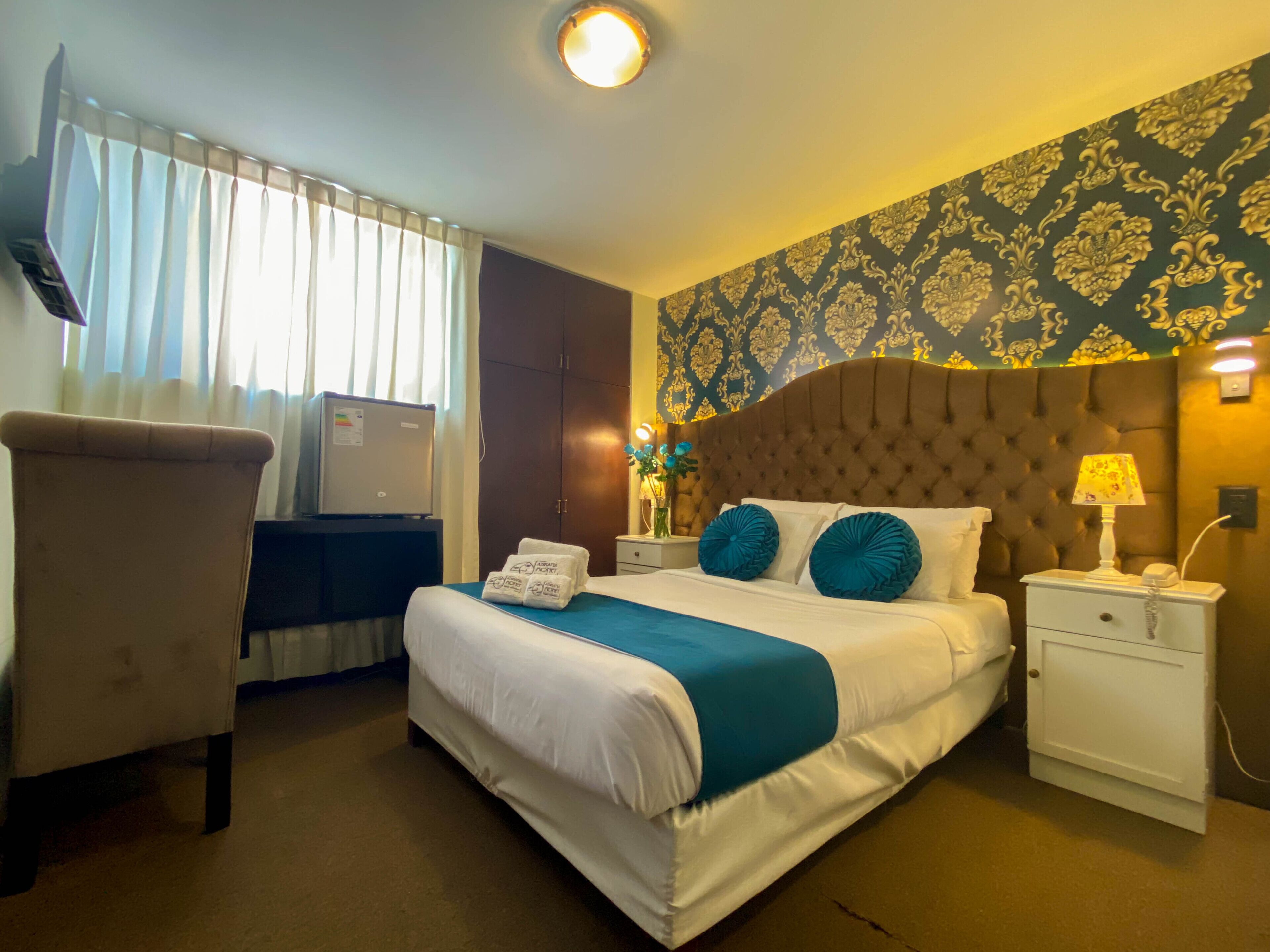AM Hotels Collect