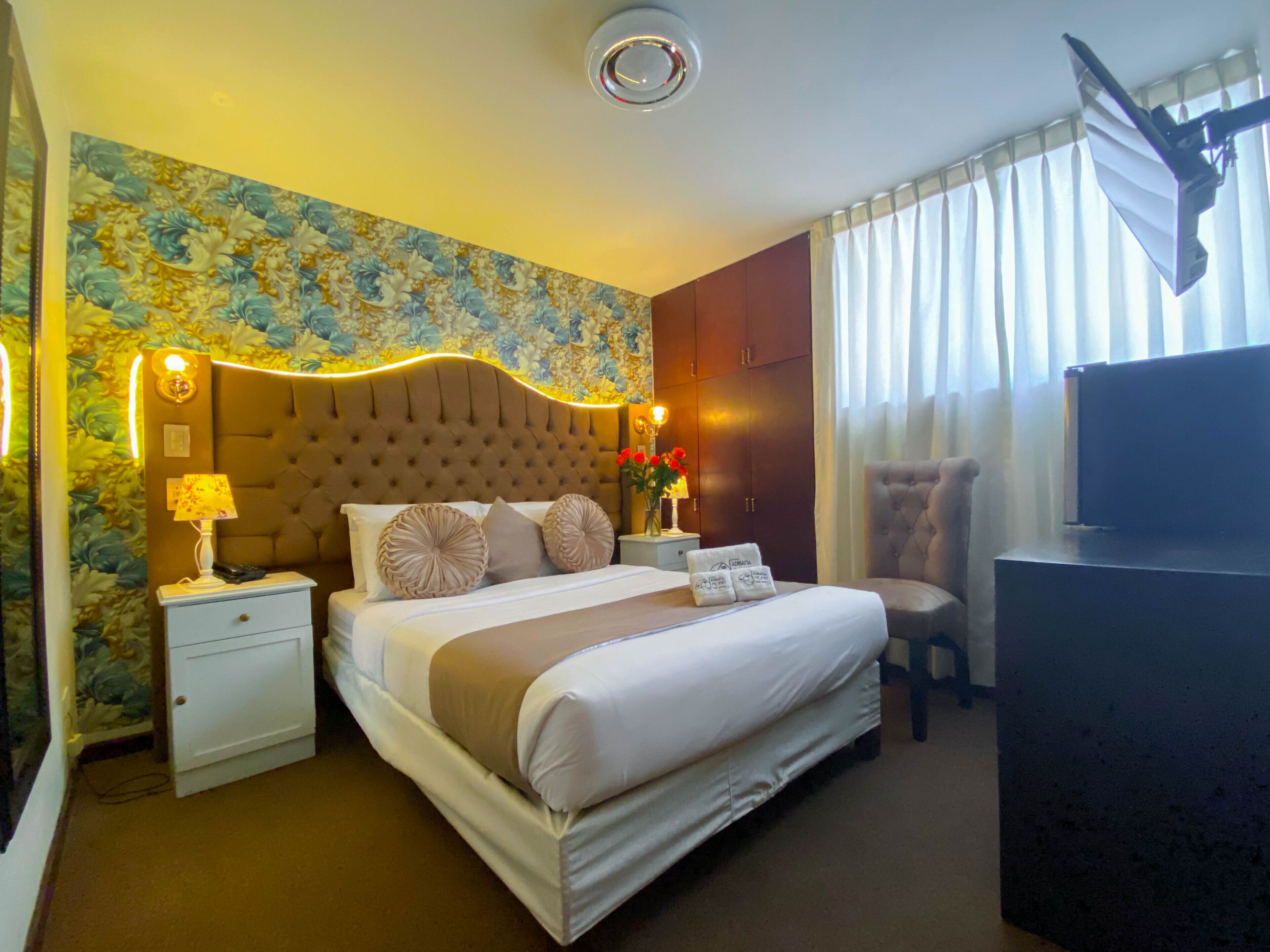AM Hotels Collect