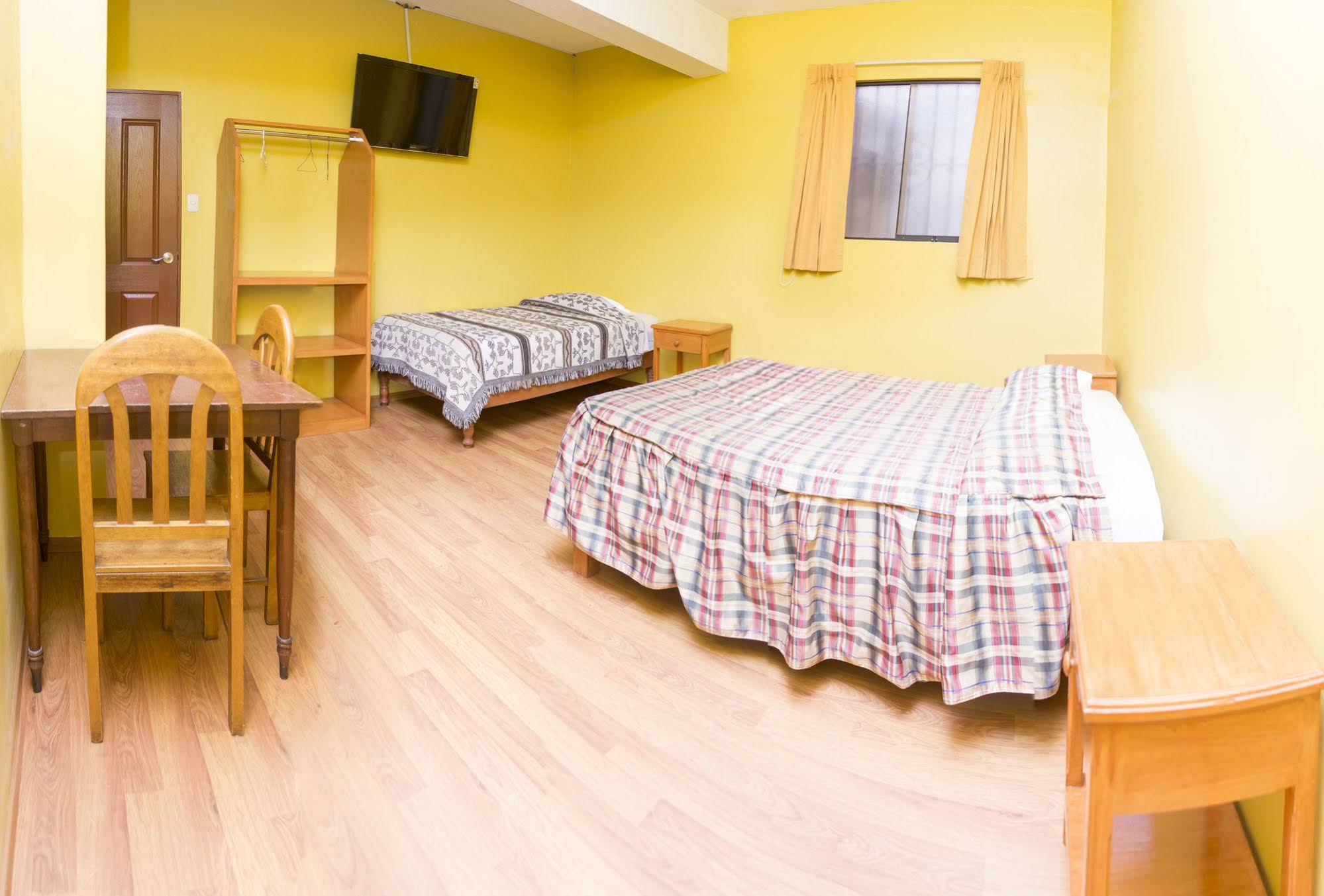 Baviera Hostal
