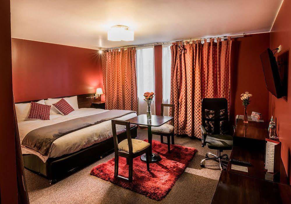 Dreams Boutique Hotel
