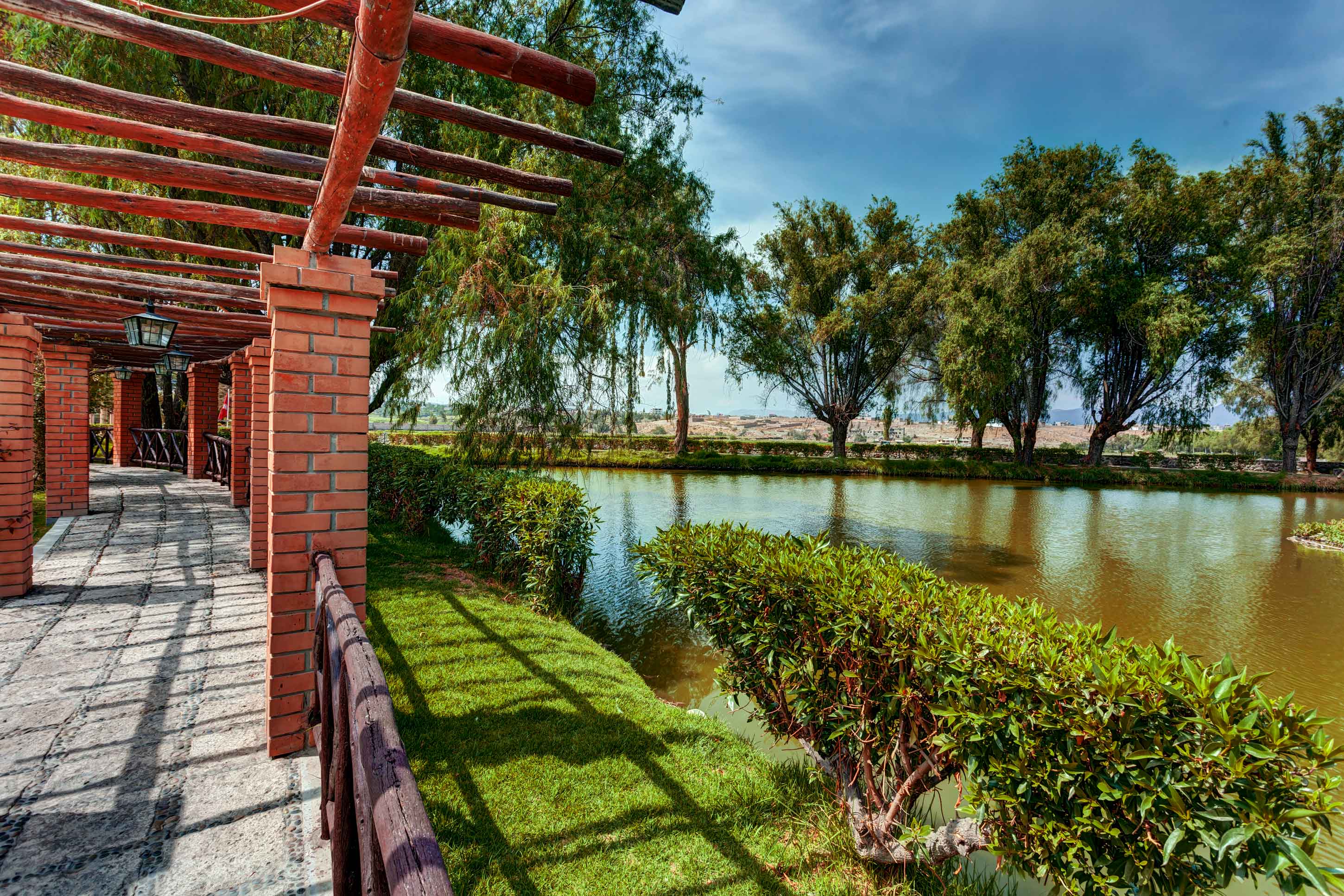 BTH Hotel Arequipa Lake