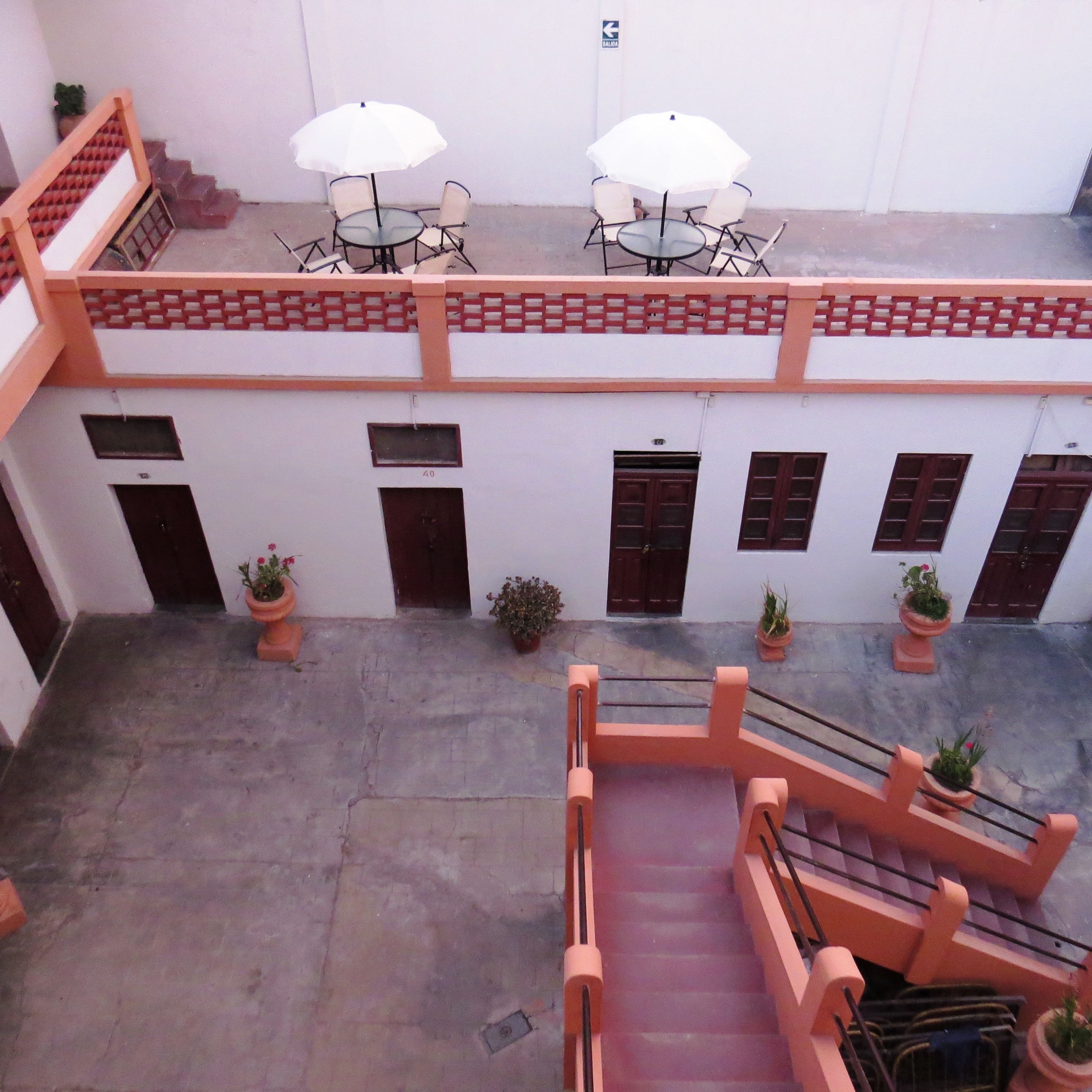 Gran Hotel - Hostel
