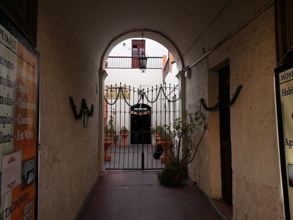 Gran Hotel - Hostel