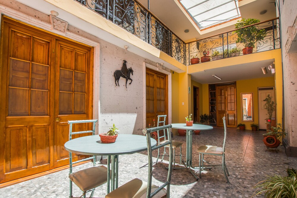 Hostal Villa Sillar