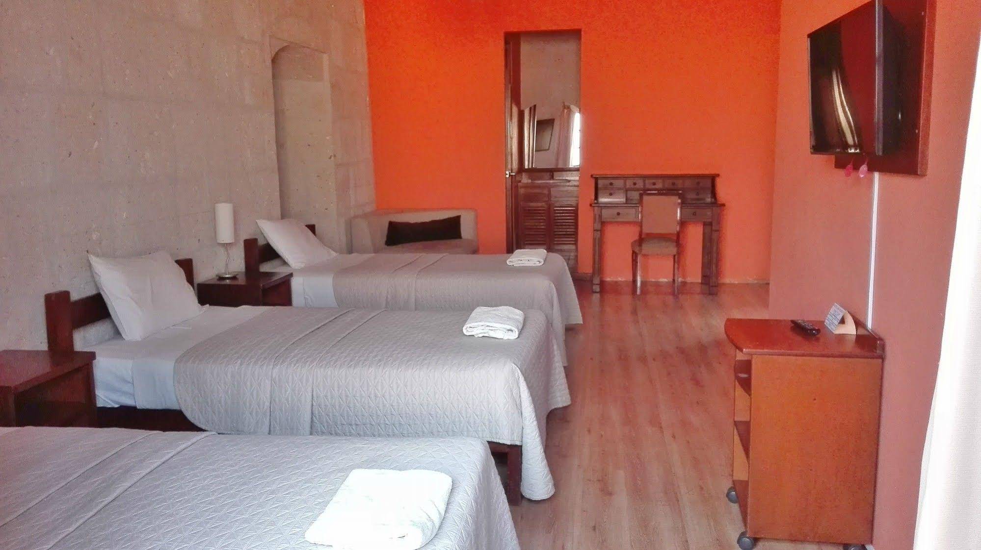 Casablanca Hostal