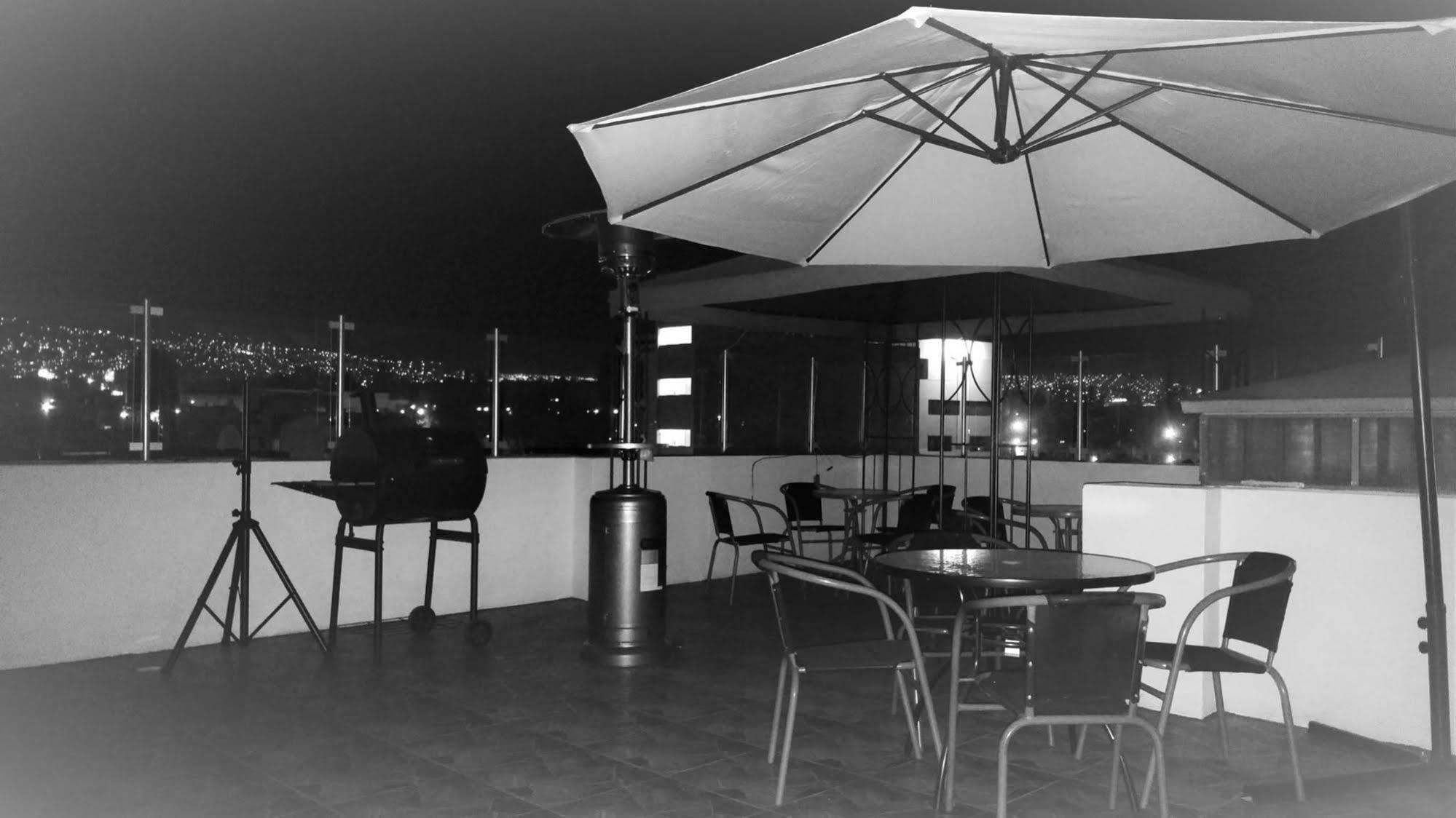 Las Condes Apart Hotel
