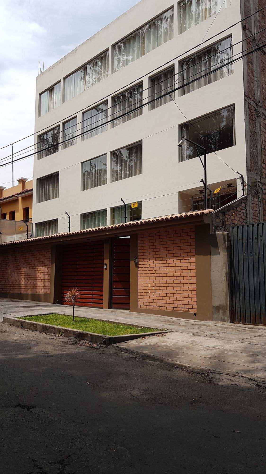 Las Condes Apart Hotel