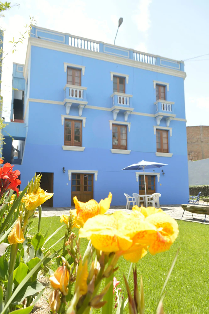 Las Mercedes Hostal Residencial