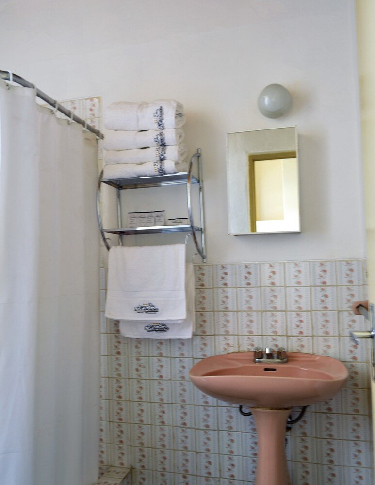 Las Mercedes Hostal Residencial