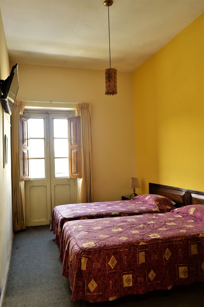 Las Mercedes Hostal Residencial